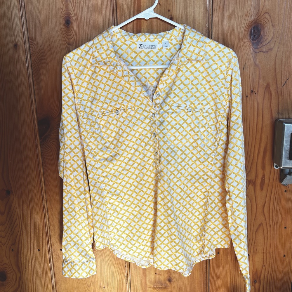 7th Avenue New York button up down shirt. With button up sleeves. Size small